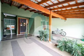 Casa com 3 Quartos à venda, 180m² no Jardim Esperanca, Londrina - Foto 2