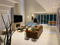 Casa de Condomínio com 5 Quartos à venda, 340m² no Alphaville, Santana de Parnaíba - Foto 2