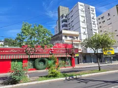 Prédio Inteiro com 8 Quartos à venda, 550m² no Floresta, Porto Alegre - Foto 4