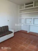 Casa com 3 Quartos à venda, 127m² no Osvaldo Rezende, Uberlândia - Foto 2