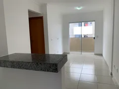 Apartamento com 2 Quartos para alugar, 52m² no Setor Araguaia, Aparecida de Goiânia - Foto 2