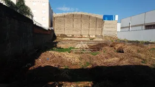 Terreno / Lote / Condomínio para alugar, 300m² no VILA VIRGINIA, Ribeirão Preto - Foto 3