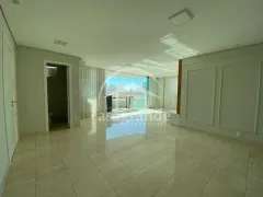 Apartamento com 4 Quartos para alugar, 10m² no Osvaldo Rezende, Uberlândia - Foto 5