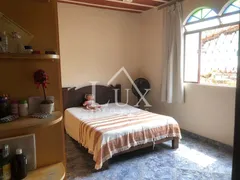 Casa com 3 Quartos à venda, 400m² no Novo Progresso, Contagem - Foto 9