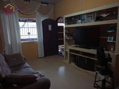 Casa com 3 Quartos à venda, 180m² no Parque Senhor do Bonfim, Taubaté - Foto 4