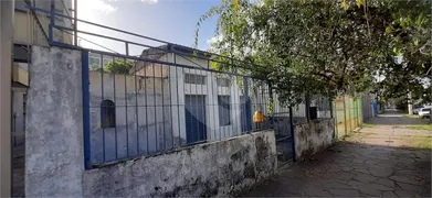 Terreno / Lote / Condomínio à venda, 818m² no Santa Maria Goretti, Porto Alegre - Foto 15