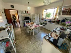 Casa com 4 Quartos à venda, 210m² no Santa Amélia, Belo Horizonte - Foto 9