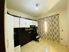 Casa com 3 Quartos à venda, 100m² no Santa Felicidade, Cascavel - Foto 8