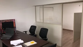 Conjunto Comercial / Sala para alugar, 110m² no Tanquinho, Santana de Parnaíba - Foto 4