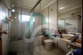 Casa com 3 Quartos à venda, 180m² no Jardim Esperanca, Londrina - Foto 16