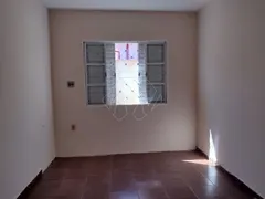Casa com 1 Quarto para alugar, 150m² no Vila Santana, Araraquara - Foto 6
