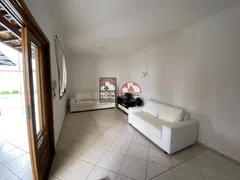 Casa com 4 Quartos para alugar, 236m² no Indaiá, Caraguatatuba - Foto 3