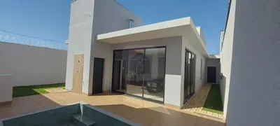 Casa com 3 Quartos à venda, 198m² no Novo Mundo, Uberlândia - Foto 1