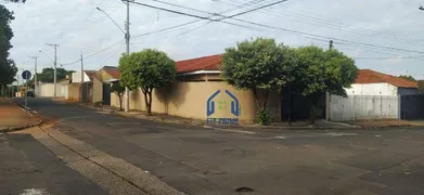 Casa com 3 Quartos à venda, 242m² no Jardim do Bosque, São José do Rio Preto - Foto 2