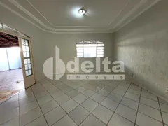 Casa com 3 Quartos à venda, 180m² no Granada, Uberlândia - Foto 1