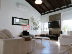 Casa com 4 Quartos para alugar, 250m² no Praia de Mariscal, Bombinhas - Foto 3