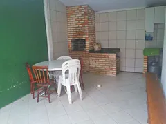 Casa com 3 Quartos para alugar, 150m² no Praia do Estaleiro, Balneário Camboriú - Foto 3