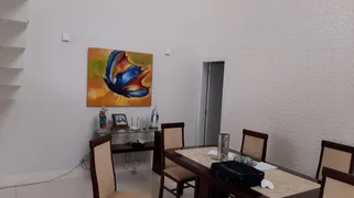 Casa com 3 Quartos à venda, 212m² no Jardim Karaíba, Uberlândia - Foto 3