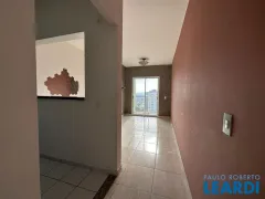 Apartamento com 3 Quartos para alugar, 67m² no Jordanopolis, Arujá - Foto 3