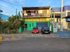 Prédio Inteiro à venda, 300m² no Cel. Aparício Borges, Porto Alegre - Foto 1
