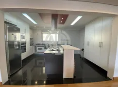 Apartamento com 3 Quartos para alugar, 167m² no Alto de Pinheiros, São Paulo - Foto 11