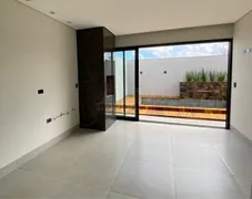 Casa com 3 Quartos à venda, 143m² no Jardim Liberdade, Maringá - Foto 13