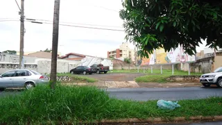 Terreno / Lote / Condomínio para alugar, 980m² no VILA VIRGINIA, Ribeirão Preto - Foto 2