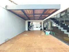 Casa com 3 Quartos para alugar, 255m² no Alto Umuarama, Uberlândia - Foto 5