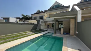 Casa de Condomínio com 4 Quartos à venda, 250m² no Barra da Tijuca, Rio de Janeiro - Foto 2
