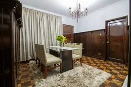 Casa com 7 Quartos para alugar, 540m² no Cristo Rei, Curitiba - Foto 39