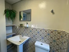 Apartamento com 2 Quartos à venda, 66m² no Coqueiros, Florianópolis - Foto 9