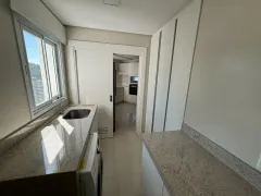 Apartamento com 3 Quartos para alugar, 200m² no Centro, Balneário Camboriú - Foto 10