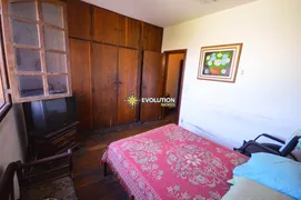 Casa com 3 Quartos à venda, 360m² no Santa Amélia, Belo Horizonte - Foto 11