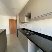 Apartamento com 3 Quartos para venda ou aluguel, 71m² no Vila Ipiranga, Londrina - Foto 3