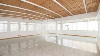 Prédio Inteiro para alugar, 2402m² no Petrópolis, Porto Alegre - Foto 3