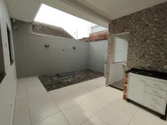 Casa com 3 Quartos para alugar, 150m² no Jardim Monte Rei, Maringá - Foto 11