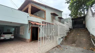Casa com 3 Quartos à venda, 215m² no Caonze, Nova Iguaçu - Foto 22