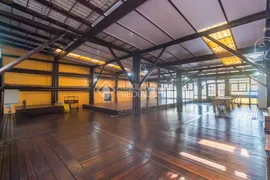 Casa com 3 Quartos para alugar, 455m² no Cristal, Porto Alegre - Foto 28