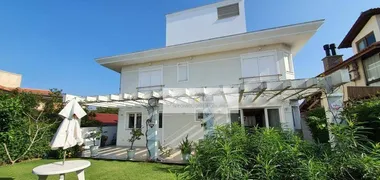 Casa com 4 Quartos à venda, 395m² no Jurerê Internacional, Florianópolis - Foto 2