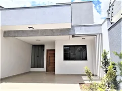 Casa com 3 Quartos à venda, 124m² no Zona 08, Maringá - Foto 2
