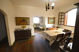 Casa com 3 Quartos à venda, 360m² no Santa Amélia, Belo Horizonte - Foto 6