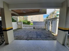 Apartamento com 4 Quartos para alugar, 180m² no Praia de Bombas, Bombinhas - Foto 20