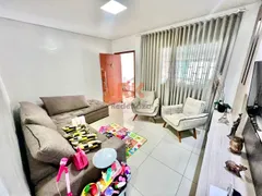 Casa com 3 Quartos à venda, 180m² no Novo Progresso, Contagem - Foto 3