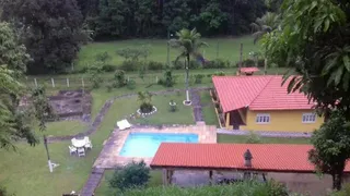 Fazenda / Sítio / Chácara com 4 Quartos para alugar, 500m² no Parada Modelo, Guapimirim - Foto 4