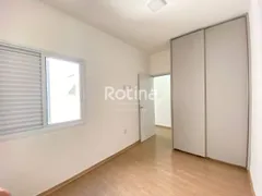 Casa com 3 Quartos à venda, 74m² no Novo Mundo, Uberlândia - Foto 5