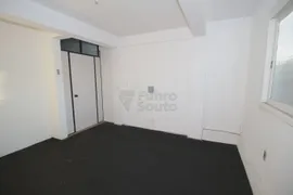 Conjunto Comercial / Sala para alugar, 56m² no Centro, Pelotas - Foto 4