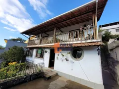 Casa com 3 Quartos à venda, 166m² no Vila Muqui, Teresópolis - Foto 2