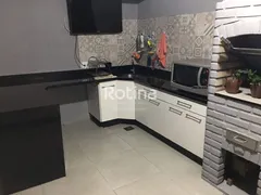 Casa de Condomínio com 3 Quartos à venda, 90m² no Tubalina, Uberlândia - Foto 3
