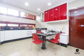 Casa com 3 Quartos à venda, 330m² no Jardim Planalto, Porto Alegre - Foto 28