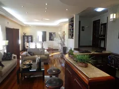 Casa com 5 Quartos à venda, 390m² no Mangabeiras, Belo Horizonte - Foto 1